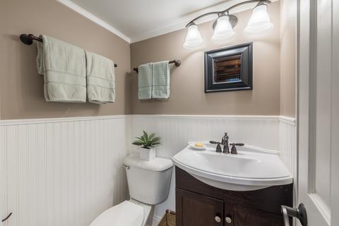 404 W Elm St, Wheaton, IL 60189 photo 18
