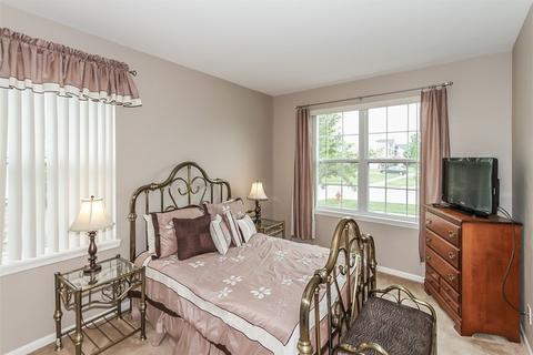 403 W Amberside Dr, Elgin, IL 60124 photo 22