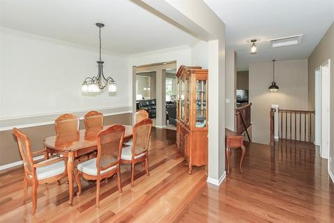 403 W Amberside Dr, Elgin, IL 60124 photo 9