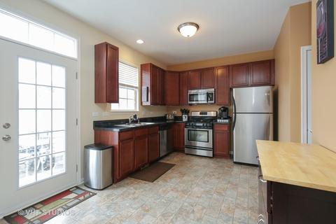 206 Longview Dr, Elgin, IL 60124 photo 5