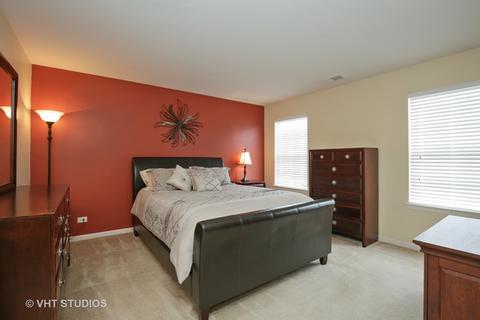 206 Longview Dr, Elgin, IL 60124 photo 7