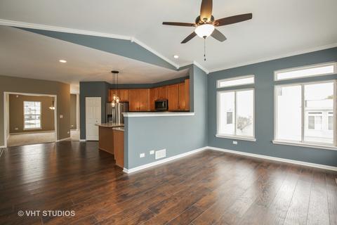 4719 Joyce Ln, Mchenry, IL 60050 photo 8