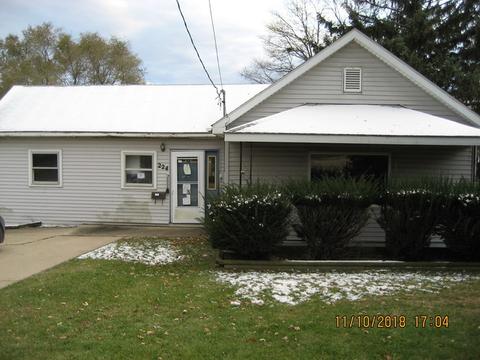 224 7th St, Peru, IL 61354 photo 1