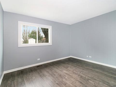 282 Plainview Dr, Bolingbrook, IL 60440 photo 19