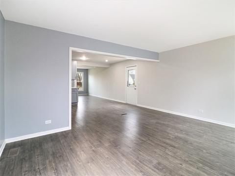 282 Plainview Dr, Bolingbrook, IL 60440 photo 11