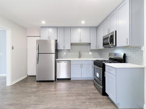282 Plainview Dr, Bolingbrook, IL 60440 photo 5