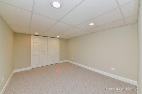 912 N School St, Addison, IL 60101 photo 18