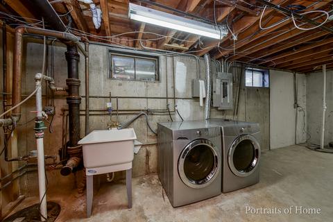 912 N School St, Addison, IL 60101 photo 22