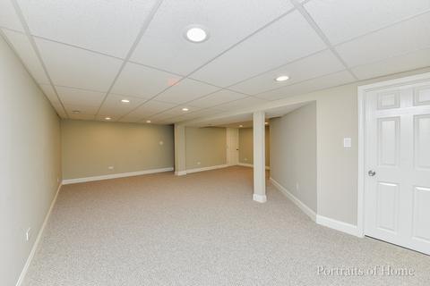 912 N School St, Addison, IL 60101 photo 17