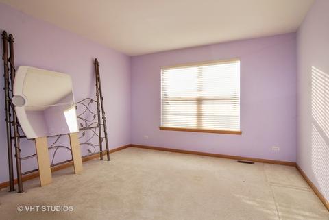 564 Meadowsedge Ln, Aurora, IL 60506 photo 8
