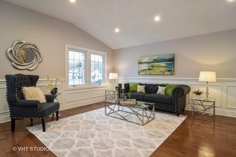 441 E Berry Rd, Barrington, IL 60010 photo 2