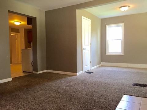 947 S 4th Ave, Kankakee, IL 60901 photo 4