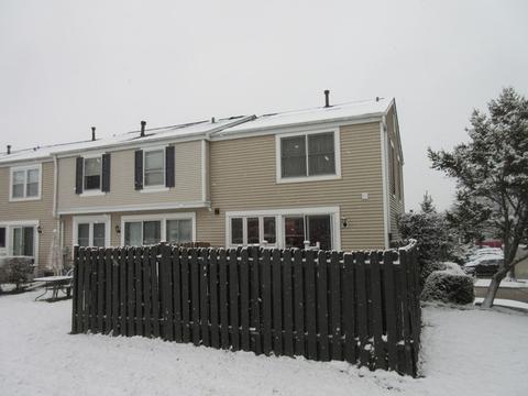 1896 Whitingham Ln, Hoffman Estates, IL 60169 photo 16
