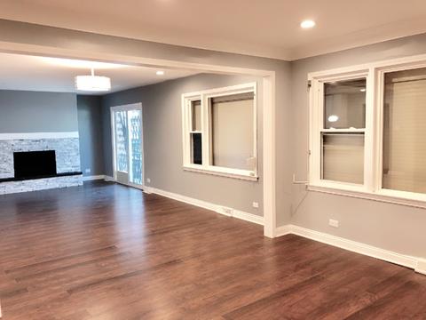 2462 E 74th Pl, Chicago, IL 60649 photo 9