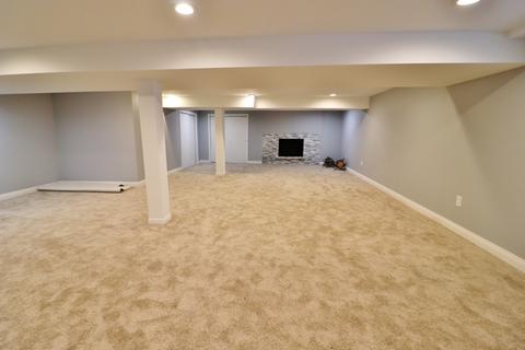 2462 E 74th Pl, Chicago, IL 60649 photo 16