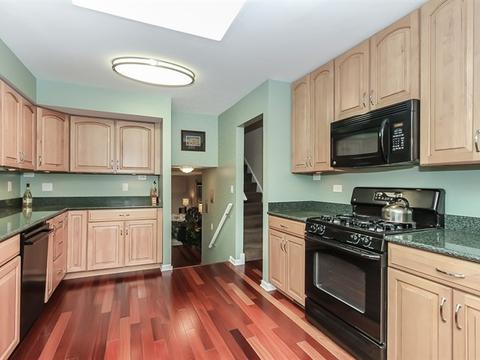 1207 Forest Dr, Elgin, IL 60123 photo 11