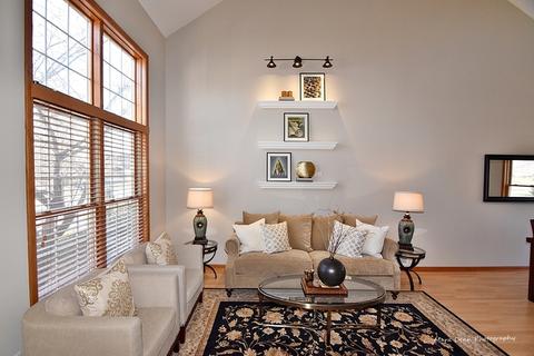 1 S040 E Mallory Dr, Geneva, IL 60134 photo 4