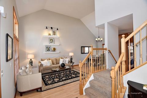 1 S040 E Mallory Dr, Geneva, IL 60134 photo 3