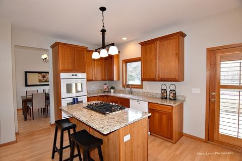 1 S040 E Mallory Dr, Geneva, IL 60134 photo 9