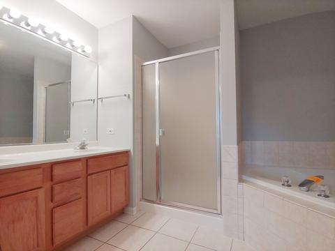 2139 Ivy Ridge Dr, Hoffman Estates, IL 60192 photo 11