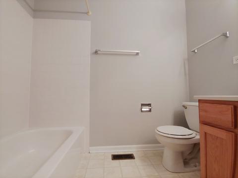 2139 Ivy Ridge Dr, Hoffman Estates, IL 60192 photo 16