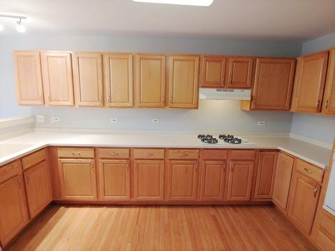 2139 Ivy Ridge Dr, Hoffman Estates, IL 60192 photo 4