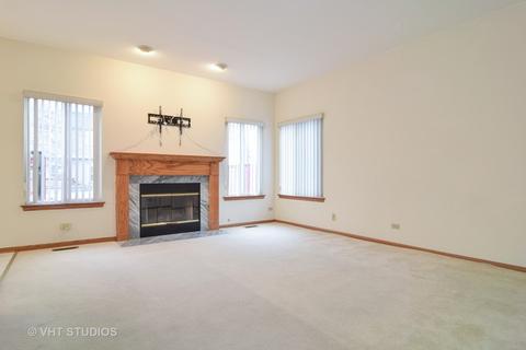236 Norwich Dr, Bartlett, IL 60103 photo 6