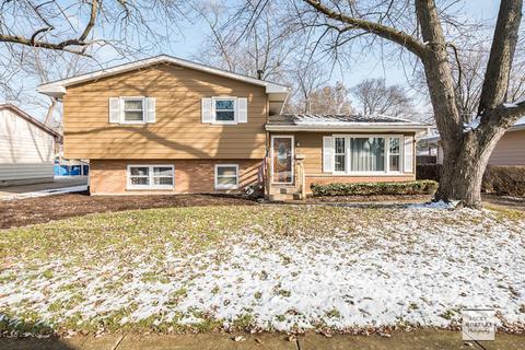 719 Cypress Dr, Aurora, IL 60506 photo 1