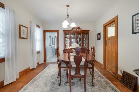 840 Prospect St, Elgin, IL 60120 photo 9