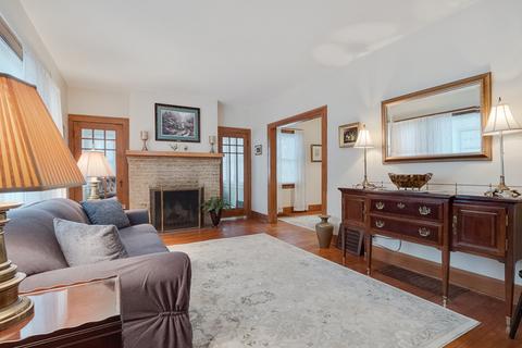 840 Prospect St, Elgin, IL 60120 photo 4