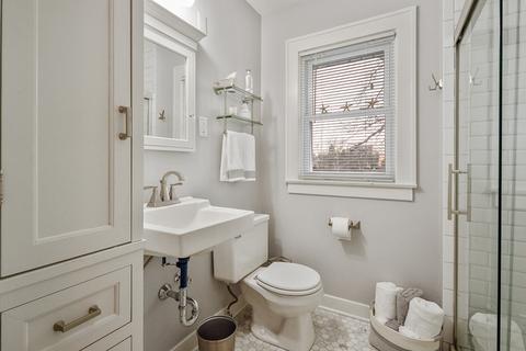 840 Prospect St, Elgin, IL 60120 photo 21