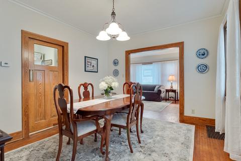840 Prospect St, Elgin, IL 60120 photo 10