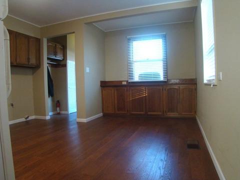 2506 Dove St, Rolling Meadows, IL 60008 photo 8