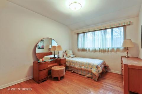 9325 Forestview Rd, Evanston, IL 60203 photo 7