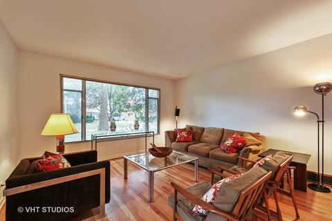 9325 Forestview Rd, Evanston, IL 60203 photo 2