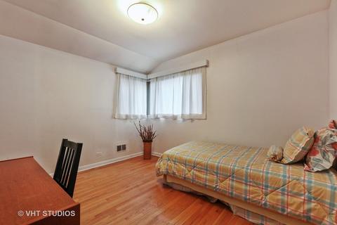 9325 Forestview Rd, Evanston, IL 60203 photo 6