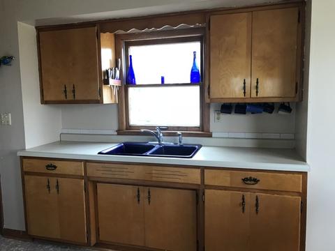 906 6th St, Harvard, IL 60033 photo 2