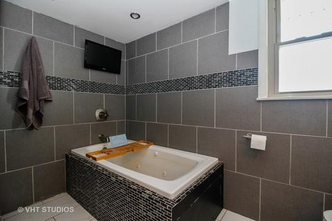 1099 W Vanmeter St, Kankakee, IL 60901 photo 9
