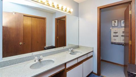 9752 S Beverly Ave, Chicago, IL 60643 photo 13