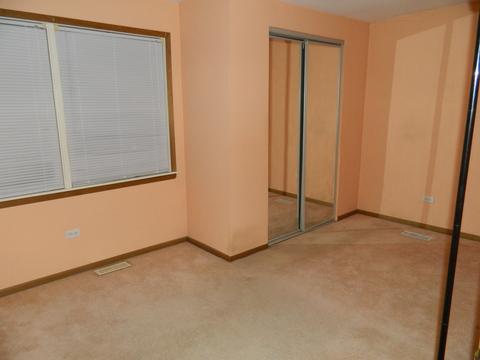 5443 S Hunt Ave, Summit, IL 60501 photo 10