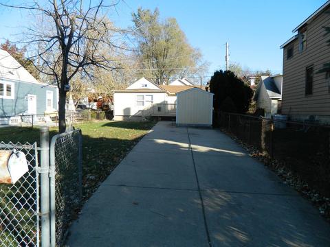 5443 S Hunt Ave, Summit, IL 60501 photo 3