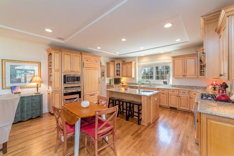 1112 Golf Ln, Wheaton, IL 60189 photo 8