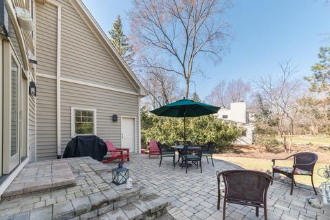 1112 Golf Ln, Wheaton, IL 60189 photo 35