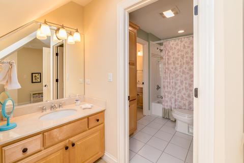 1112 Golf Ln, Wheaton, IL 60189 photo 25