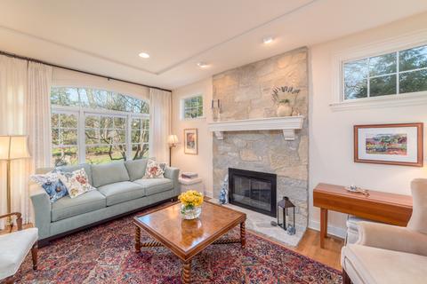 1112 Golf Ln, Wheaton, IL 60189 photo 11