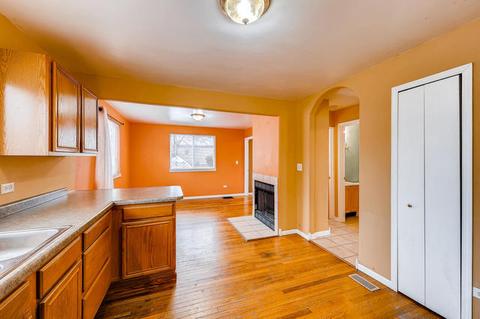 1150 Shuler St, Elgin, IL 60123 photo 8