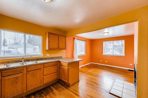 1150 Shuler St, Elgin, IL 60123 photo 10