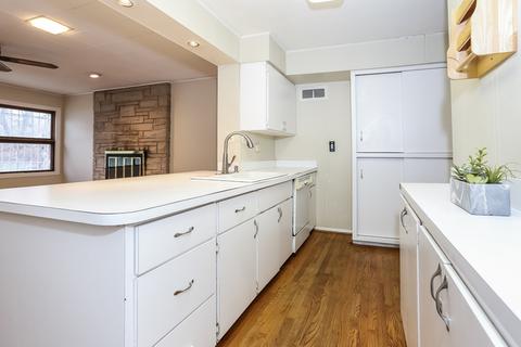 330 Park Ave, River Forest, IL 60305 photo 5