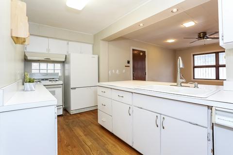 330 Park Ave, River Forest, IL 60305 photo 6