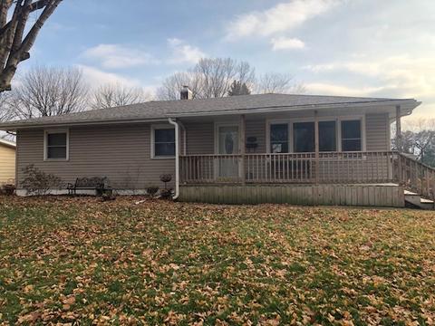 411 Maple Dr, Morris, IL 60450 photo 1